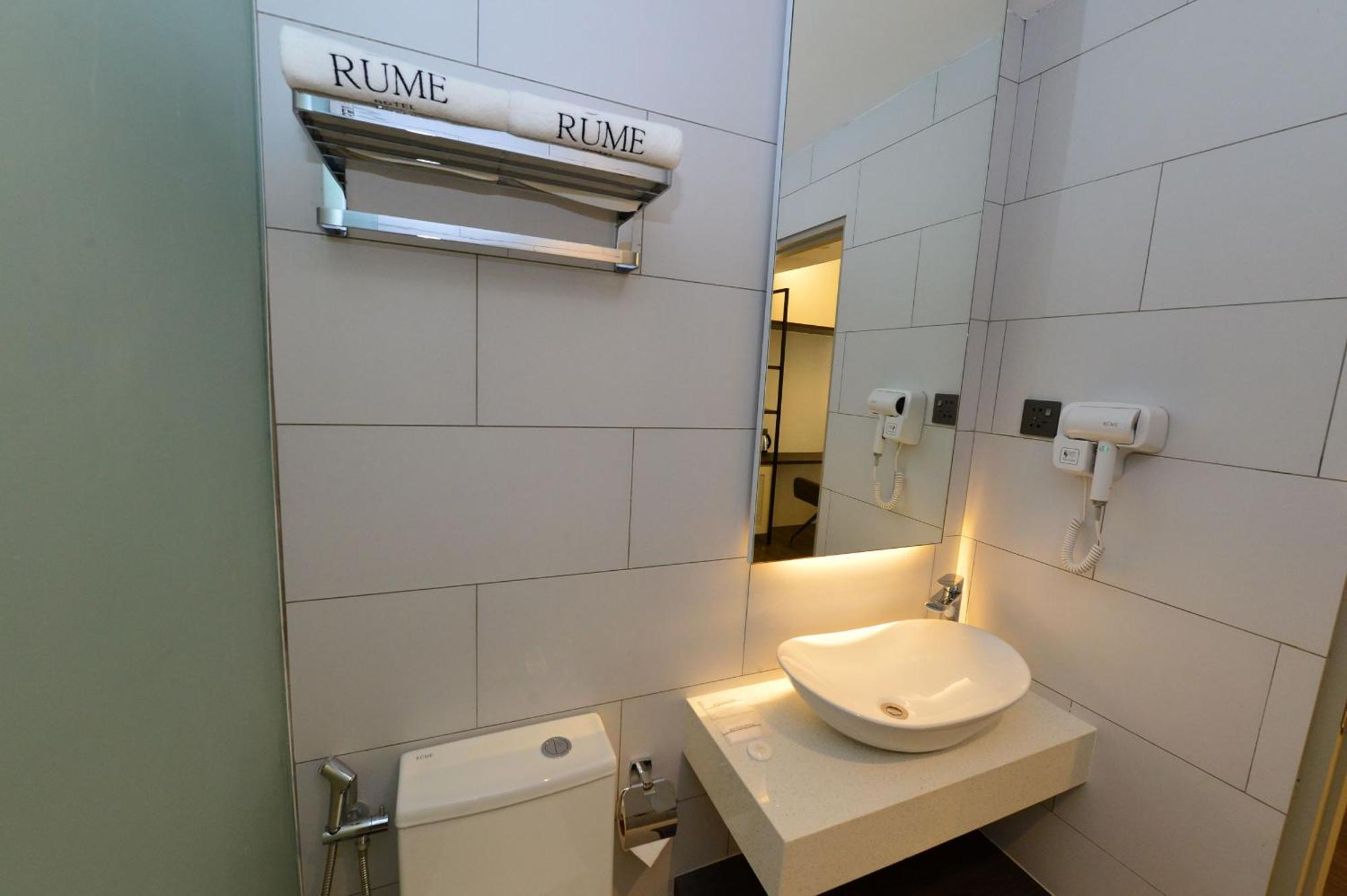 Rume Hotel 쿠칭 외부 사진